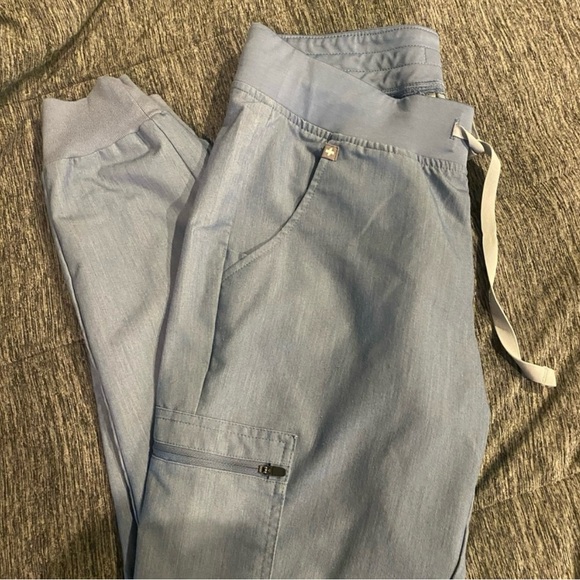 (RARE FIGS) Figs Heather Denim [HDM] Scrub set (PO#1299,1300) - Picture 9 of 10